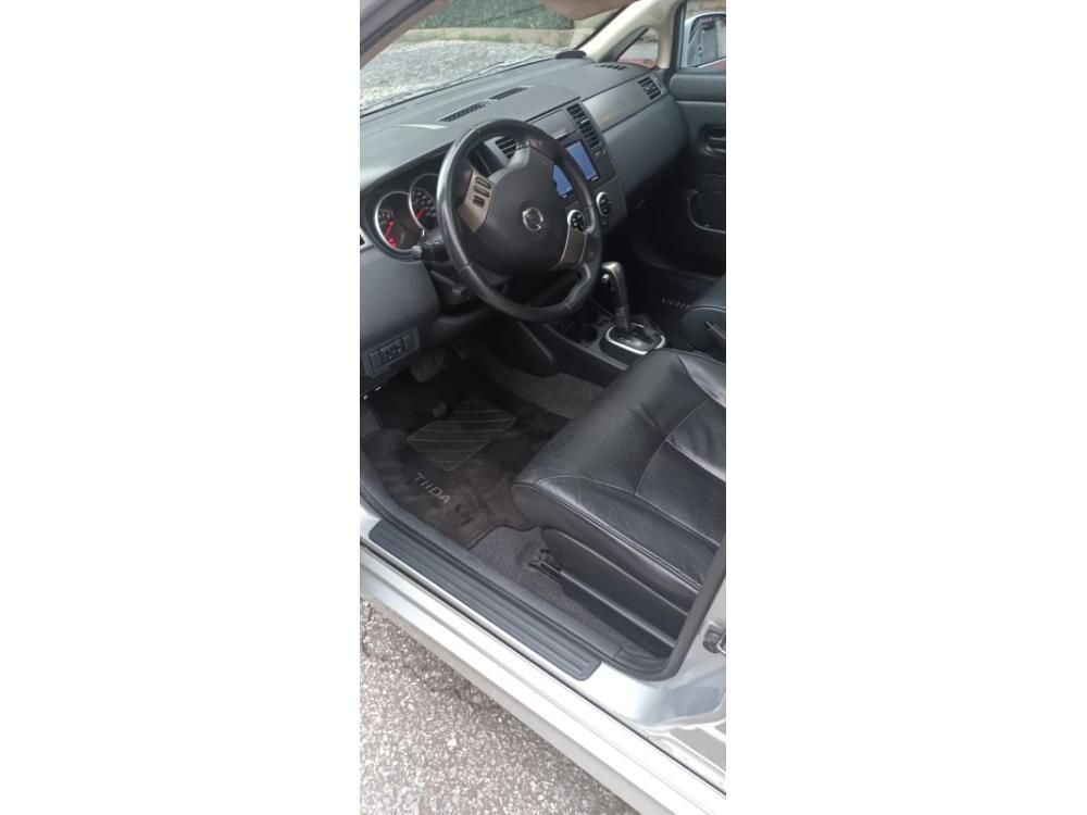 Nissan Tiida Hatch