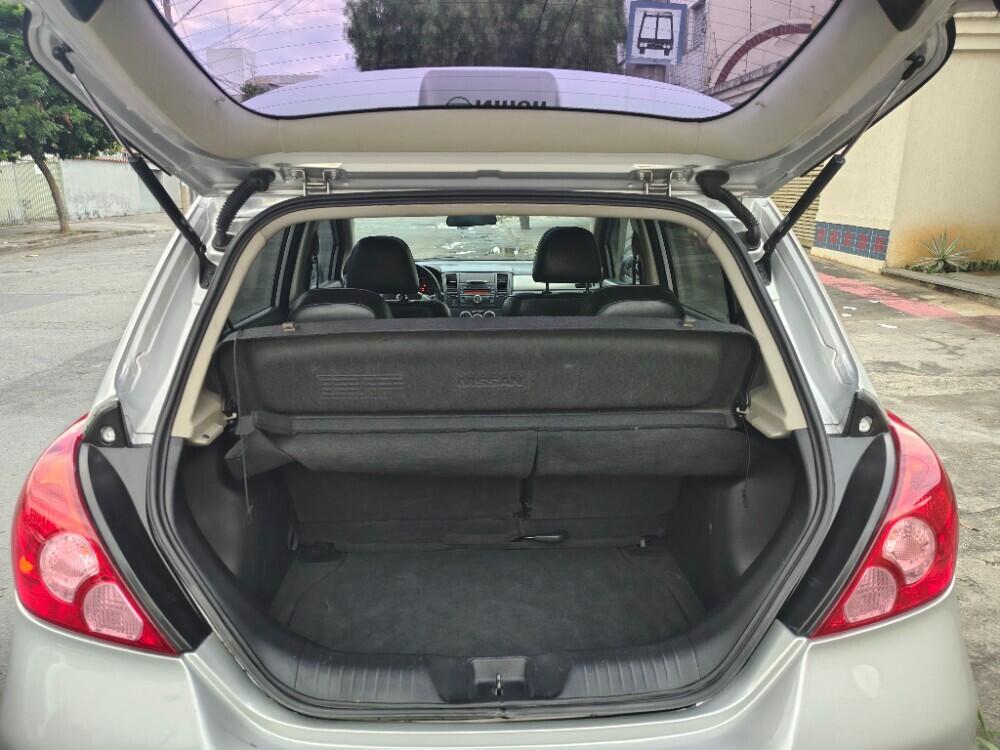 Nissan Tiida Hatch