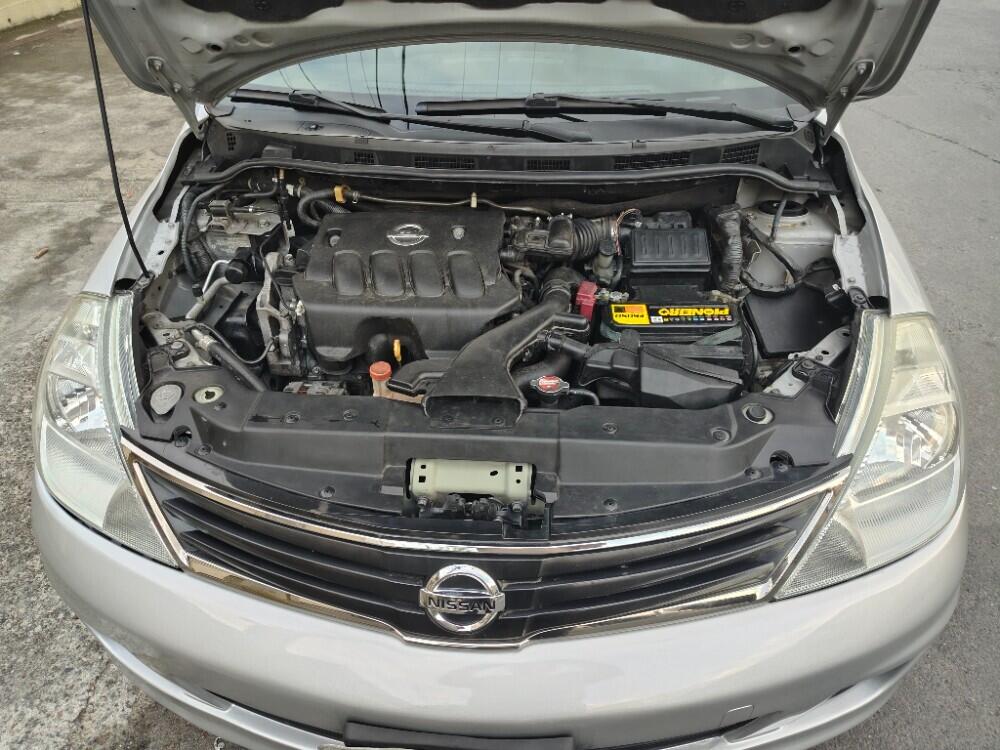 Nissan Tiida Hatch