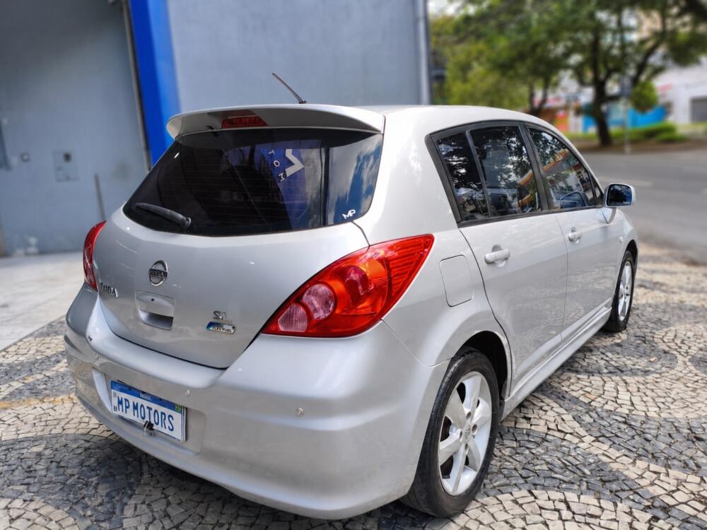 Nissan Tiida Hatch