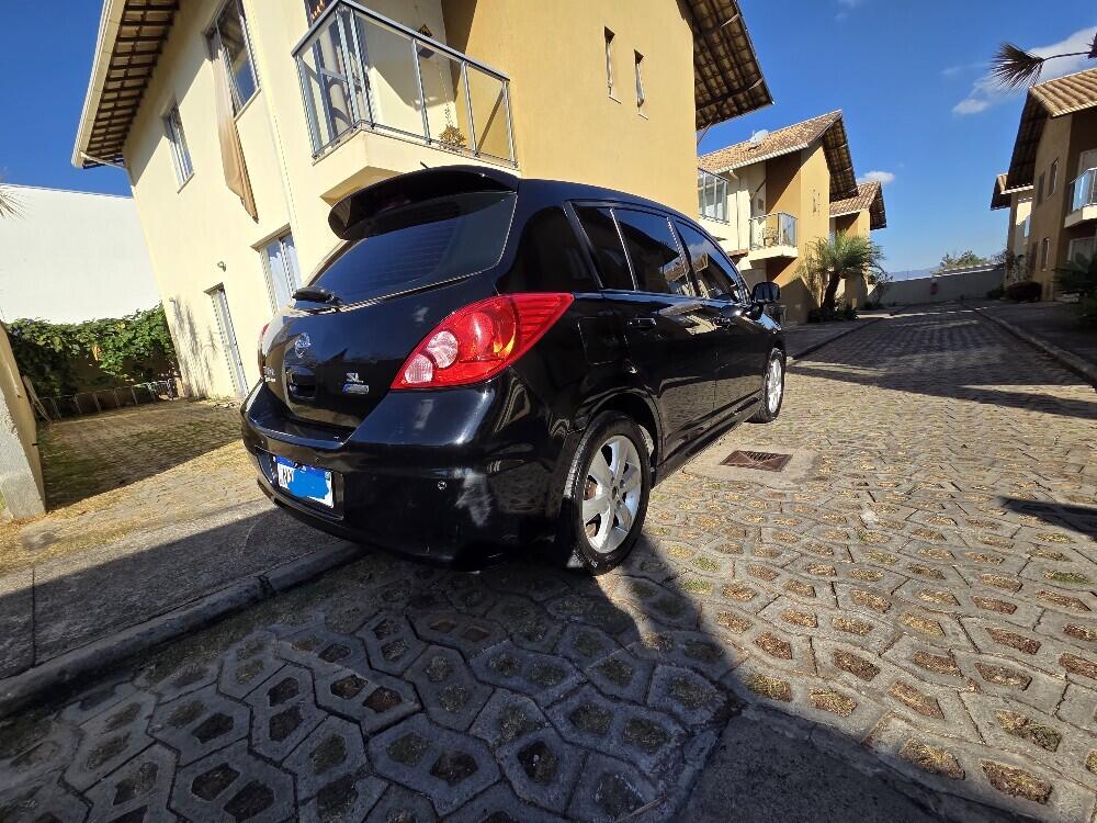 Nissan Tiida Hatch