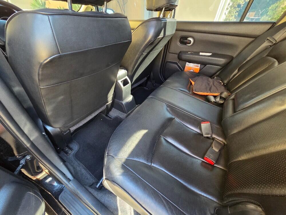 Nissan Tiida Hatch
