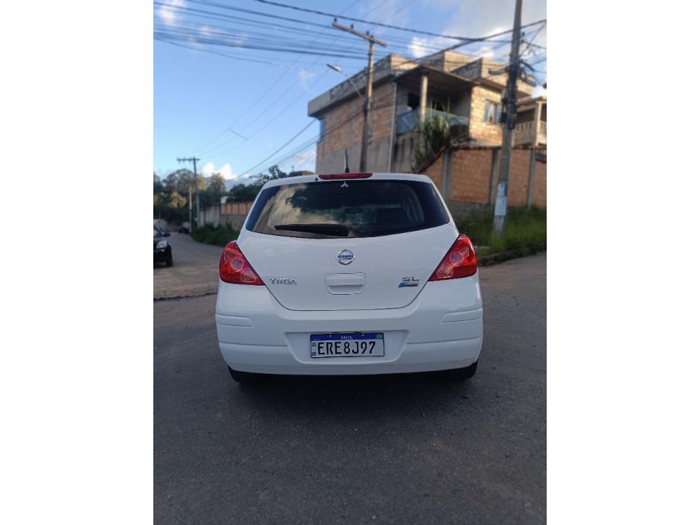 Nissan Tiida Hatch