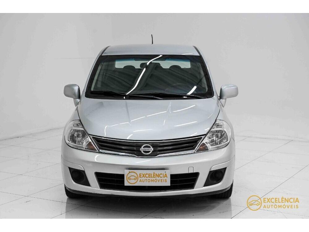 Nissan Tiida Sedan