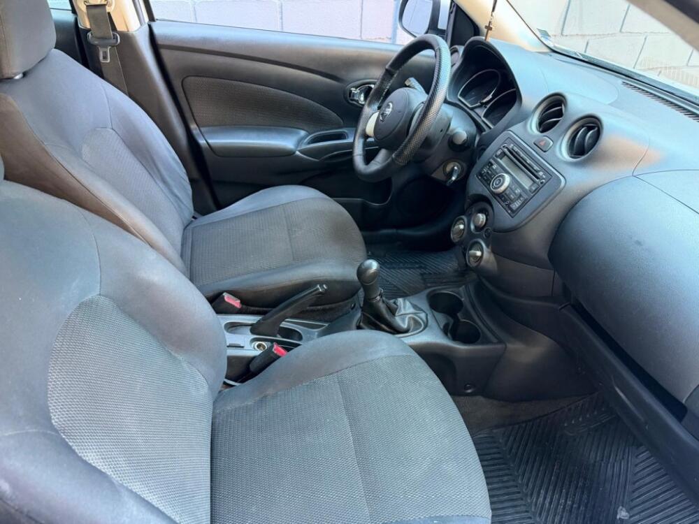 Nissan Versa