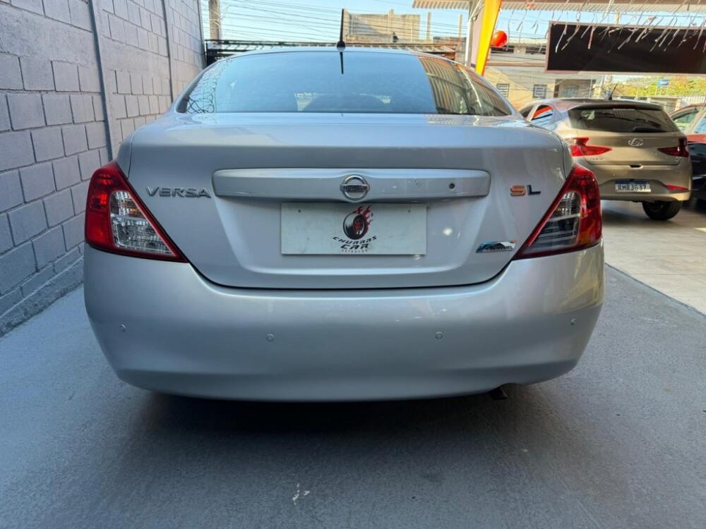 Nissan Versa