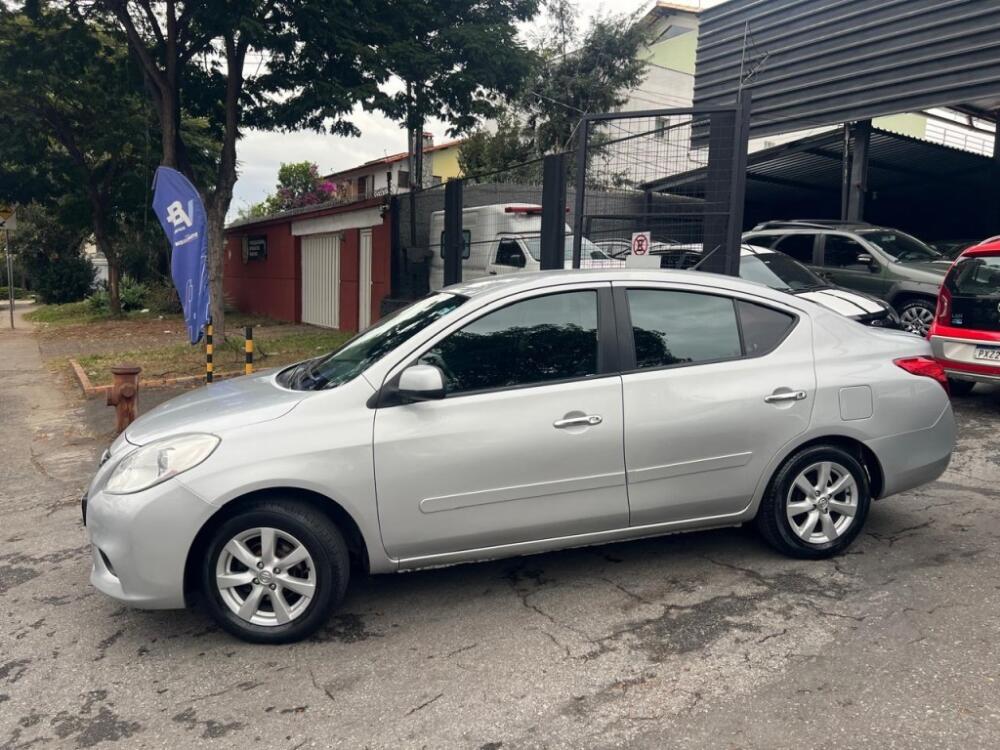 Nissan Versa