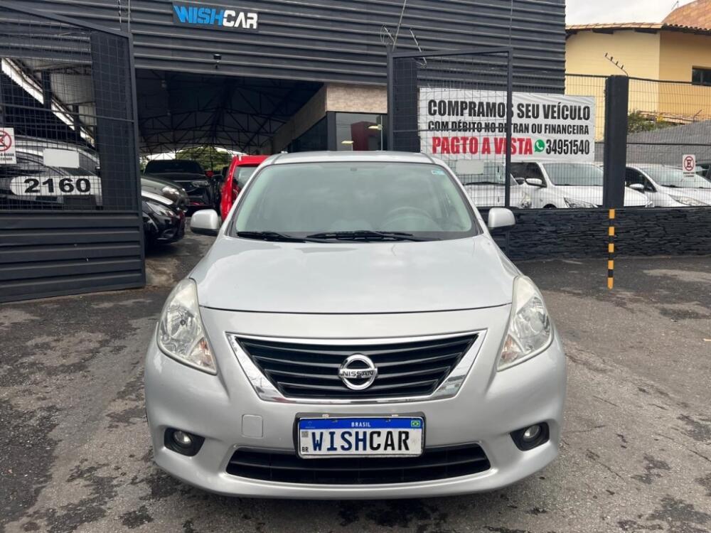 Nissan Versa
