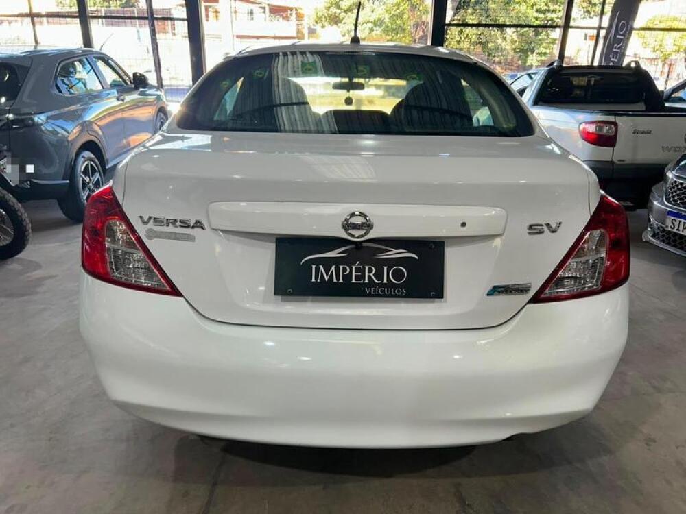 Nissan Versa
