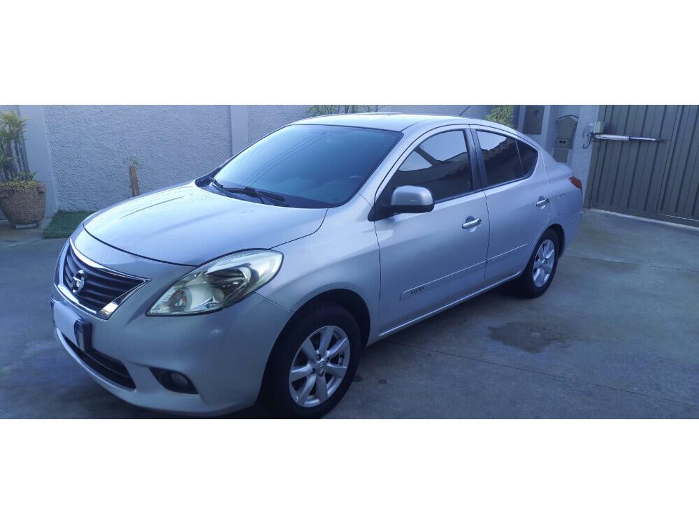 Nissan Versa