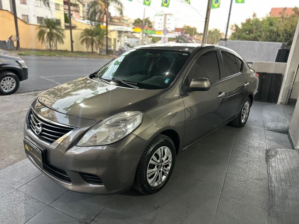 Nissan Versa