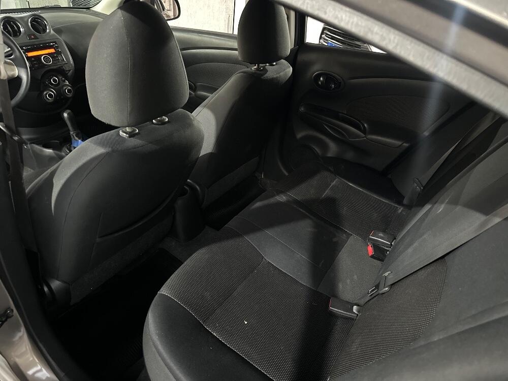 Nissan Versa