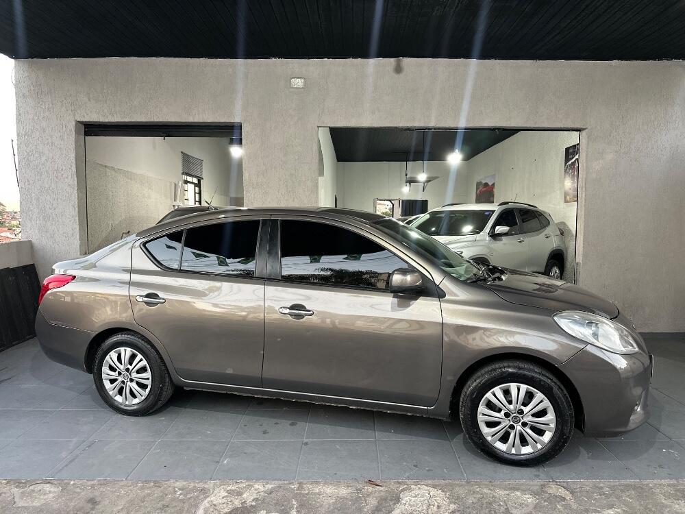 Nissan Versa