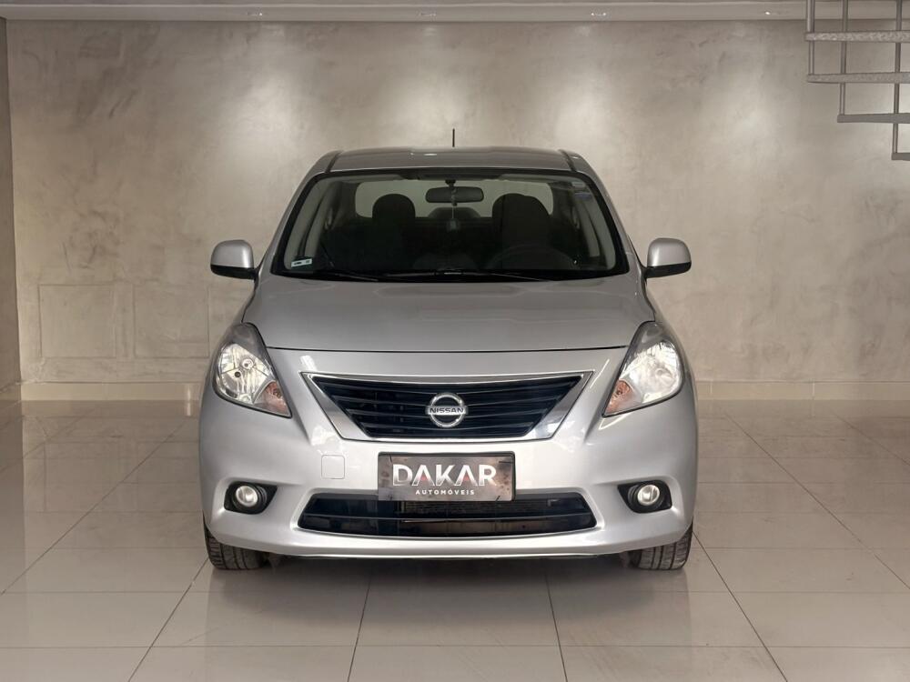 Nissan Versa