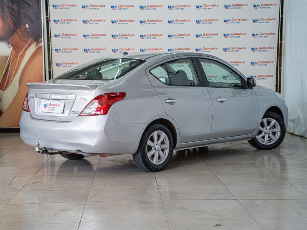 Nissan Versa