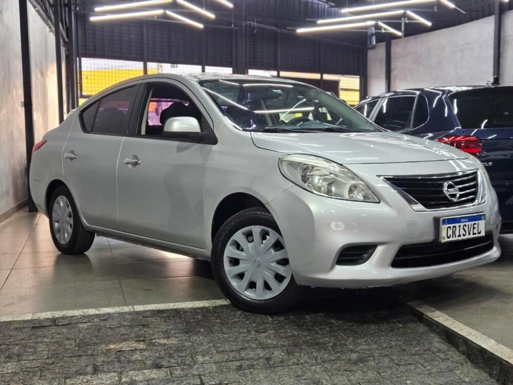 Nissan Versa