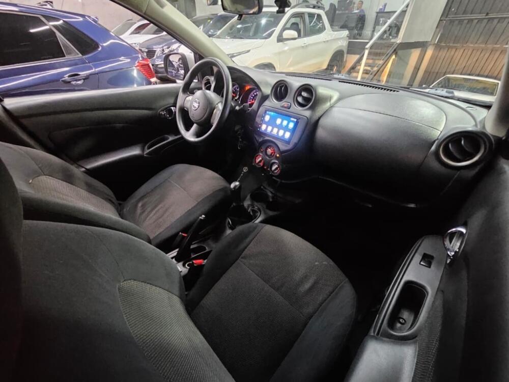 Nissan Versa