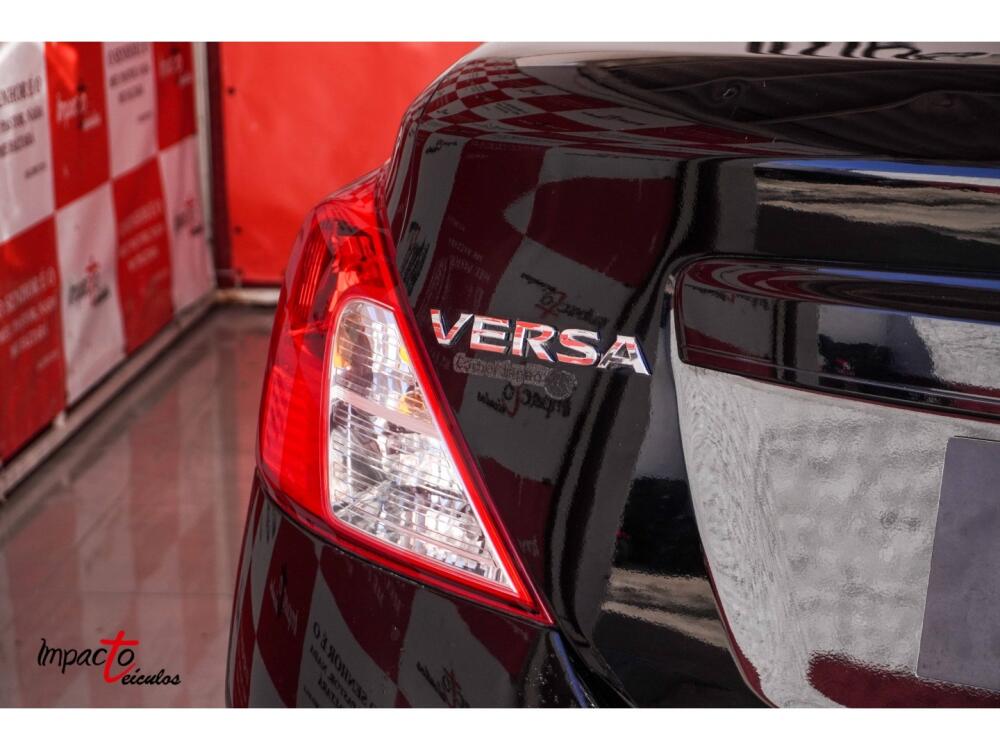 Nissan Versa
