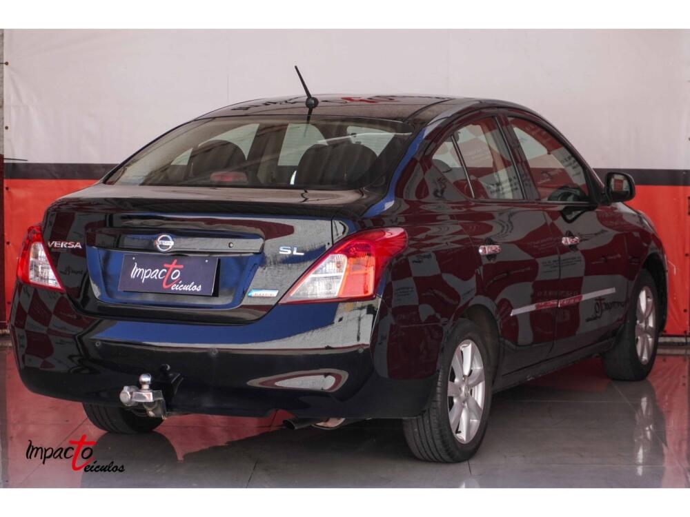 Nissan Versa