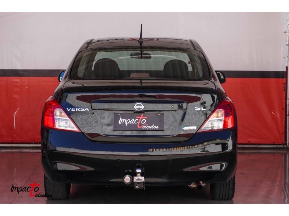 Nissan Versa