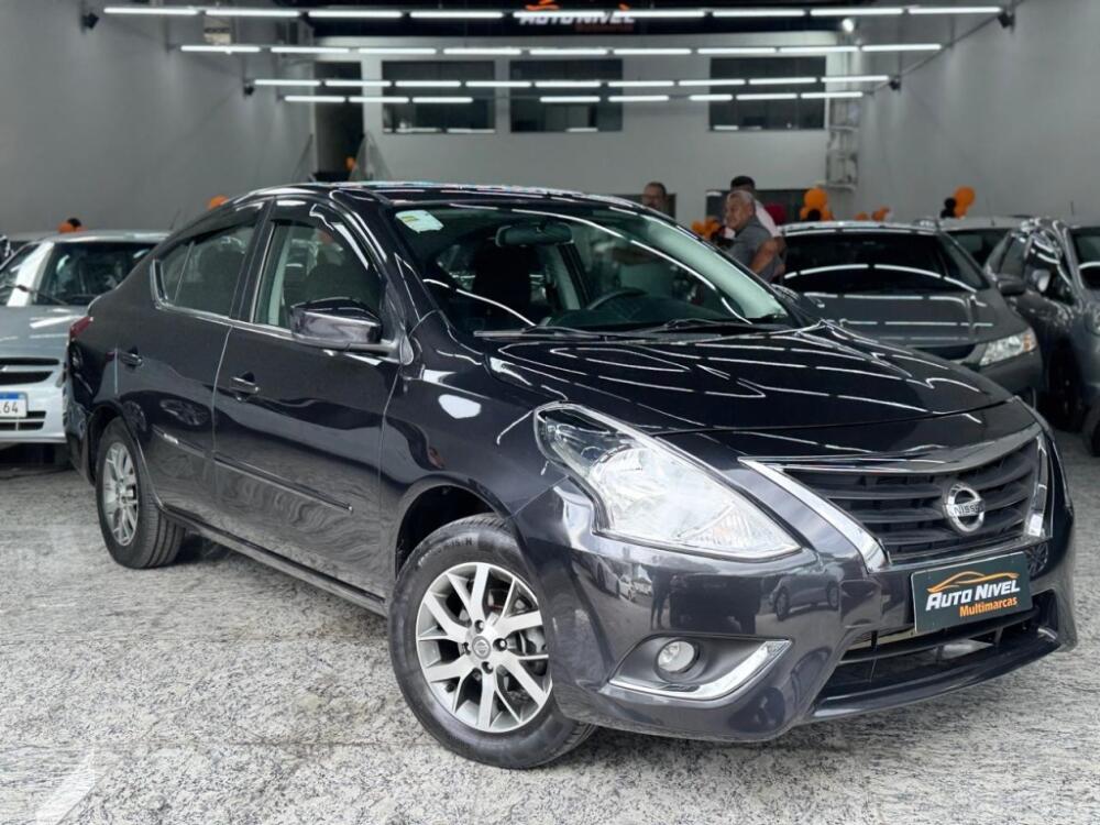 Nissan Versa