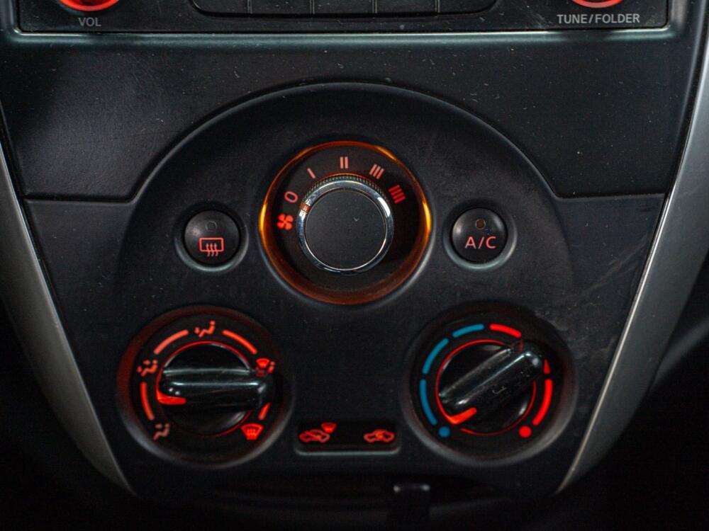 Nissan Versa