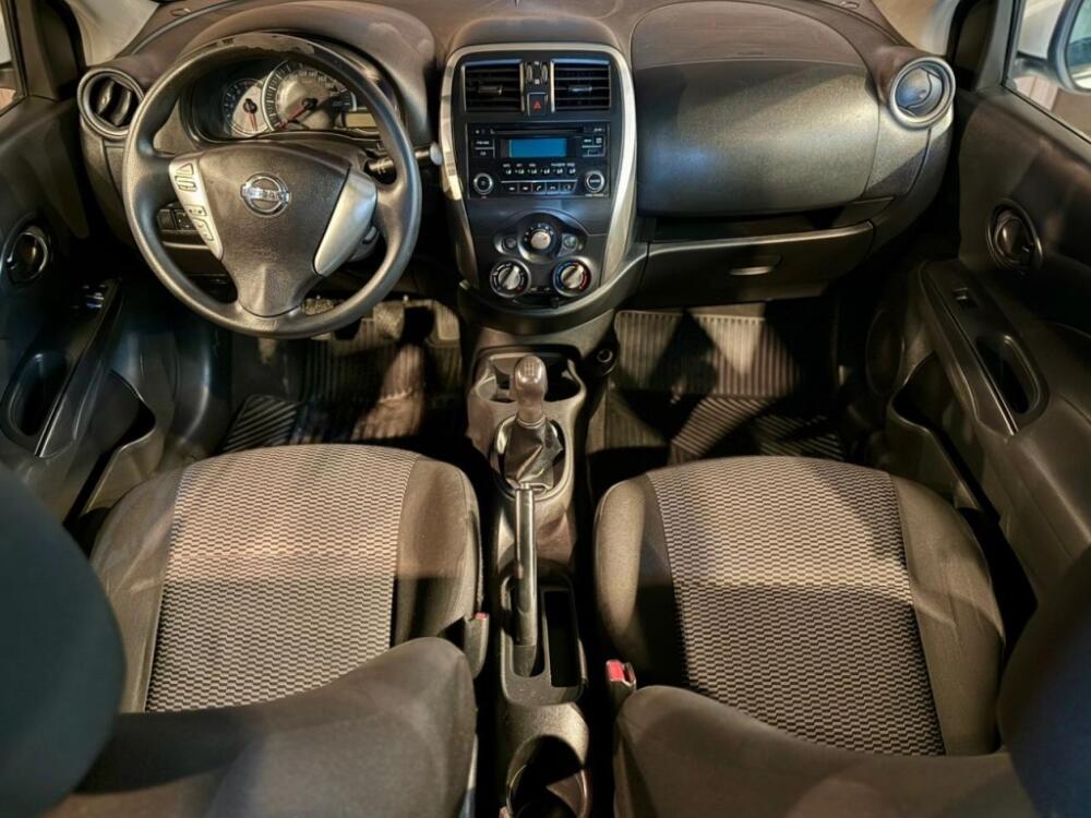Nissan Versa