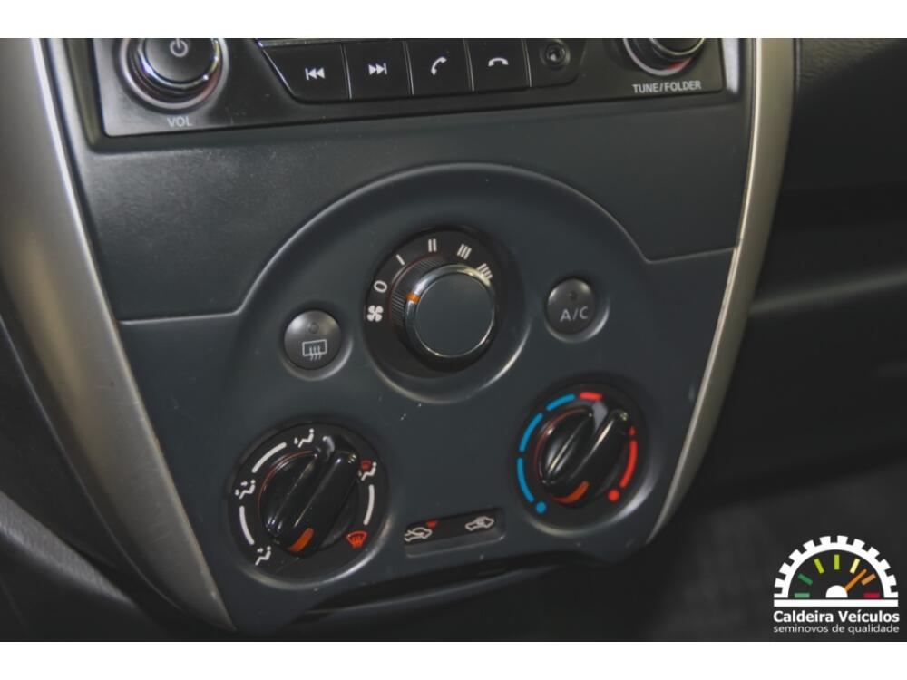Nissan Versa