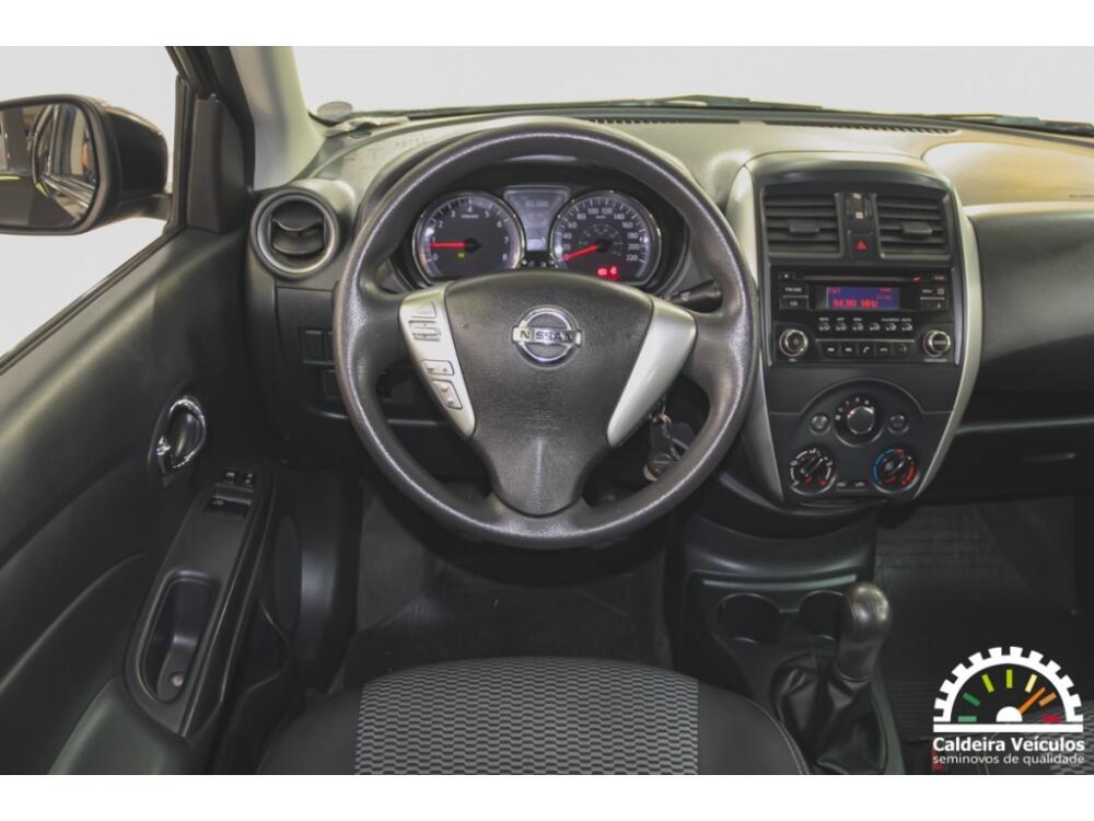 Nissan Versa