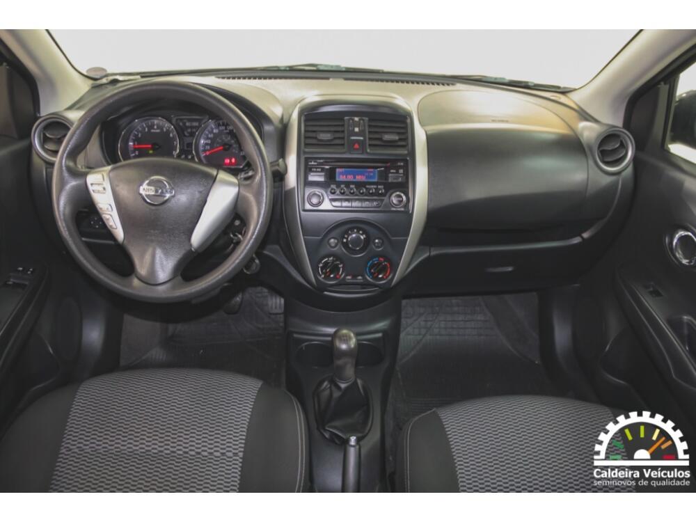 Nissan Versa