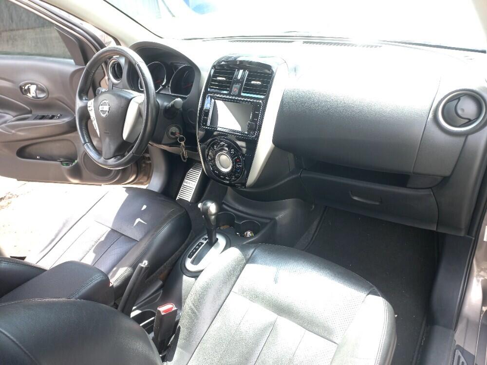 Nissan Versa