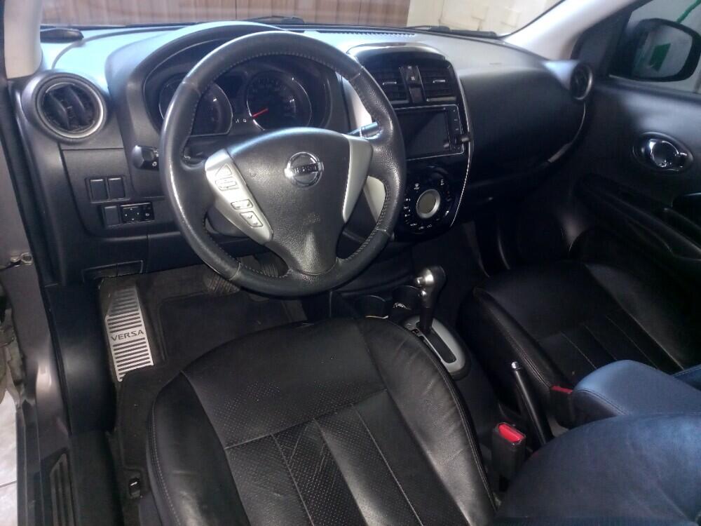 Nissan Versa