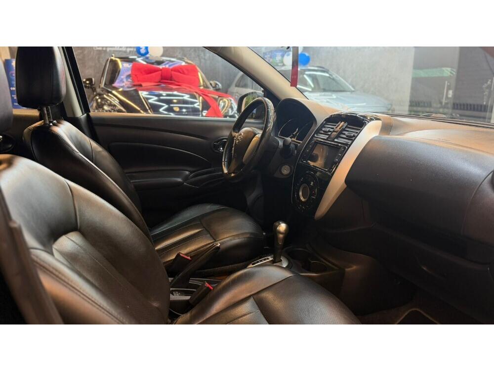 Nissan Versa