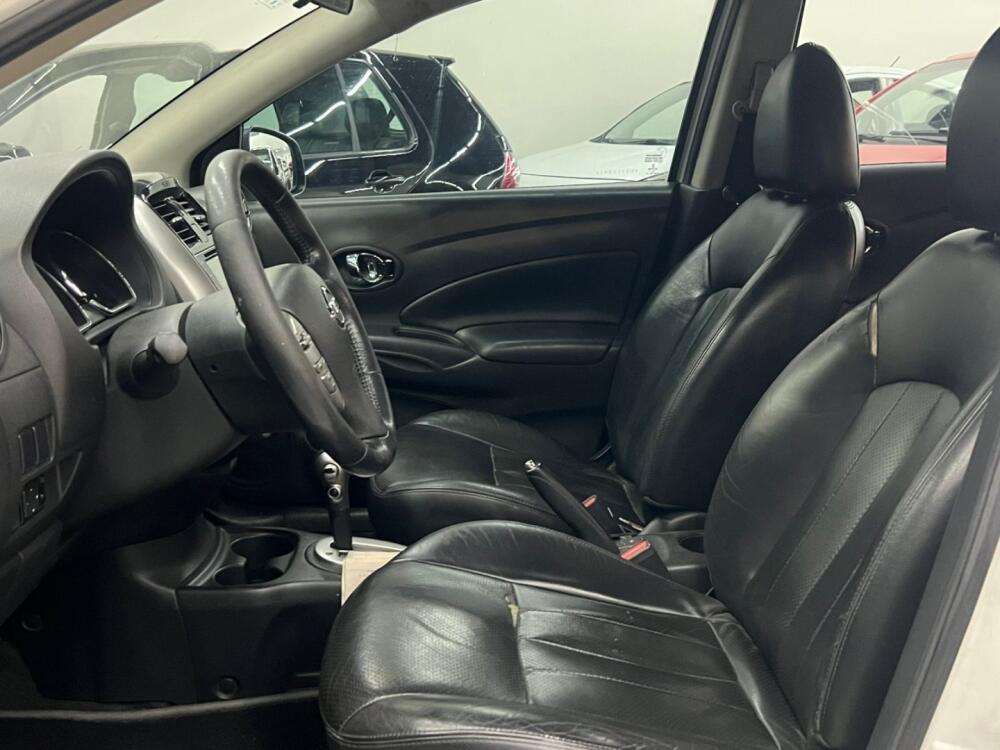 Nissan Versa