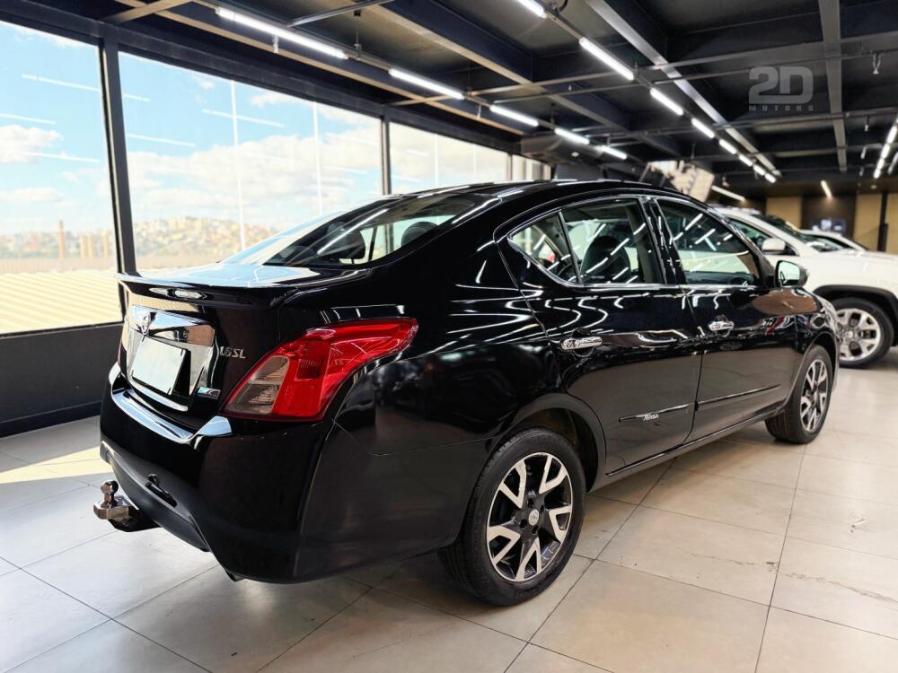 Nissan Versa