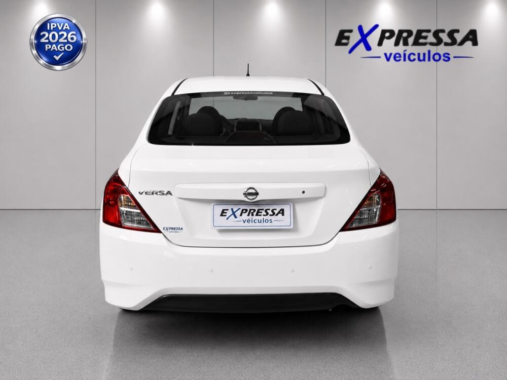 Nissan Versa