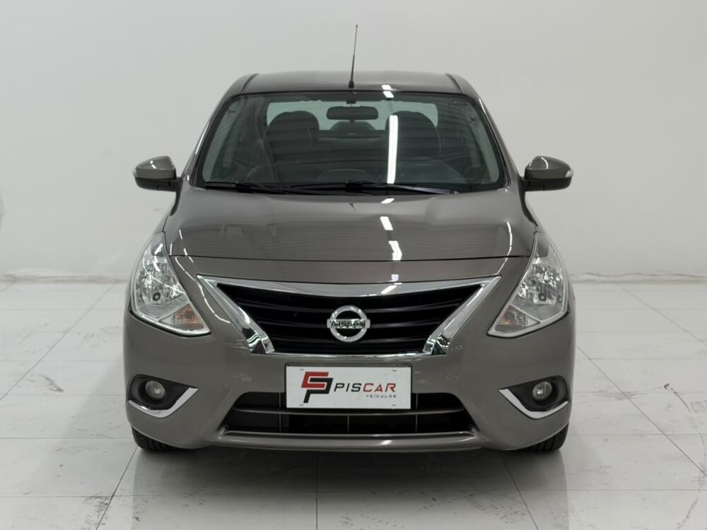 Nissan Versa