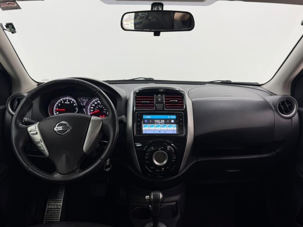 Nissan Versa