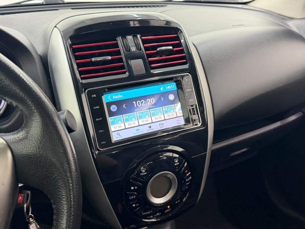 Nissan Versa