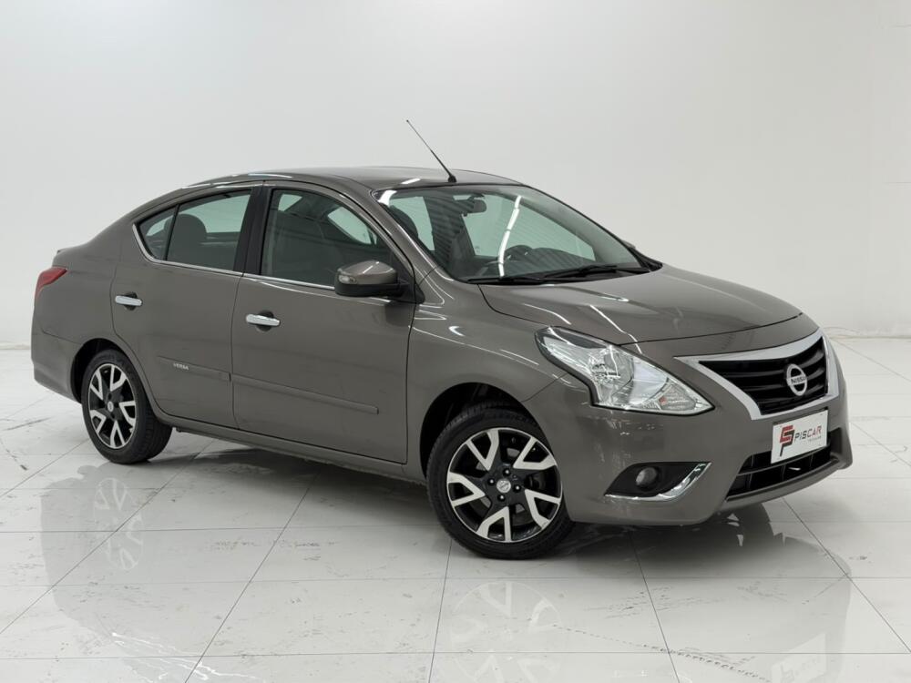Nissan Versa