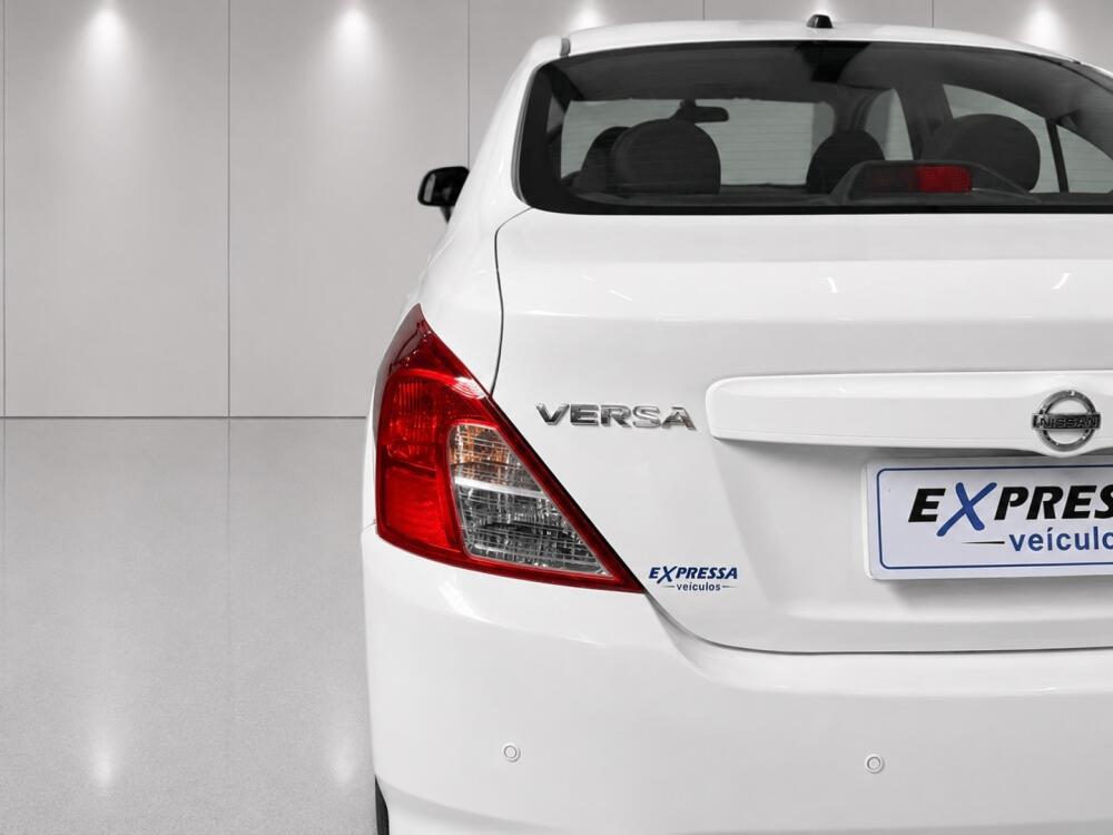 Nissan Versa