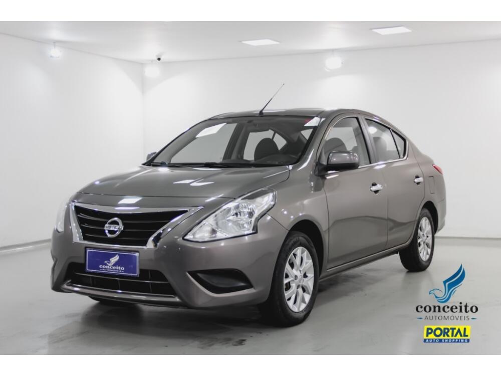 Nissan Versa