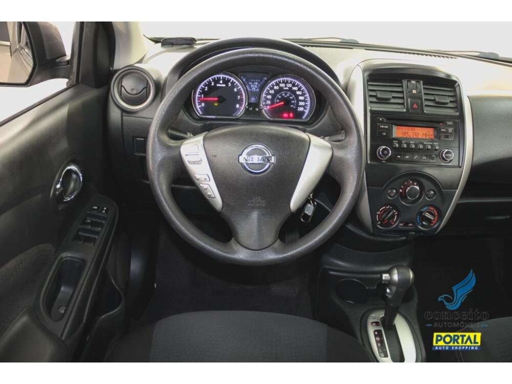 Nissan Versa