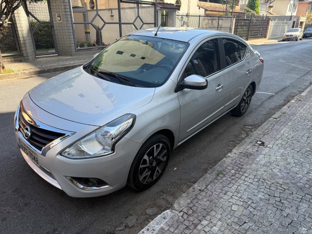 Nissan Versa
