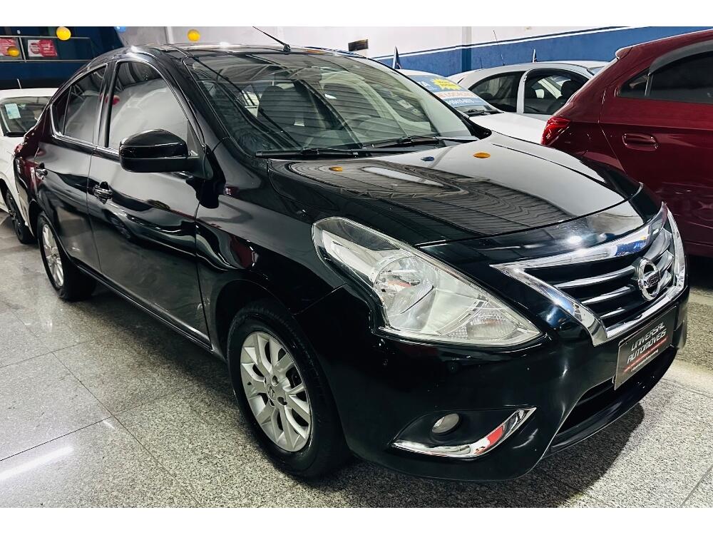 Nissan Versa