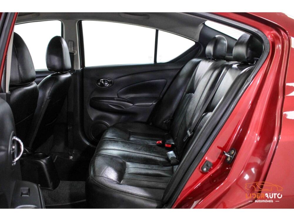 Nissan Versa