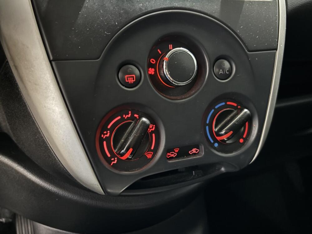 Nissan Versa