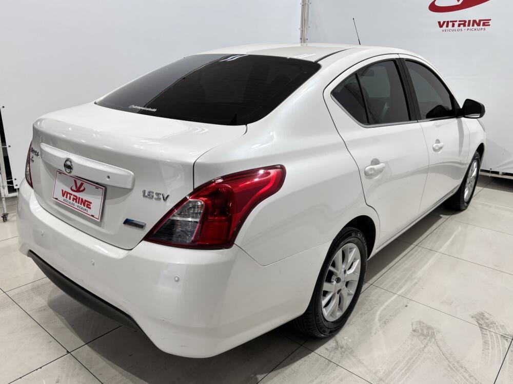 Nissan Versa