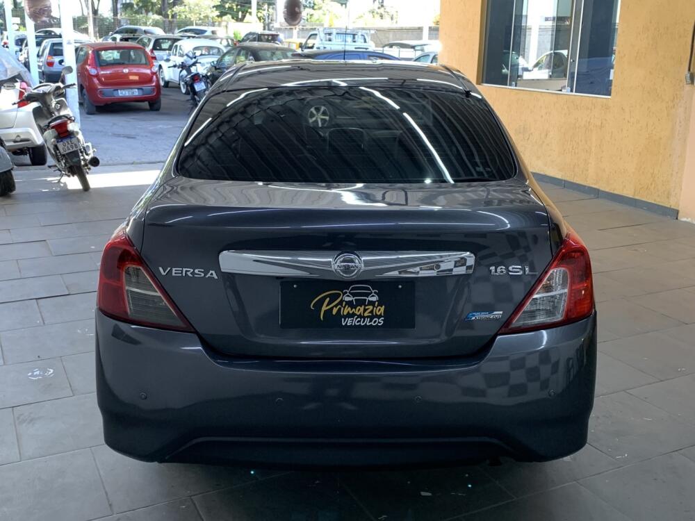 Nissan Versa