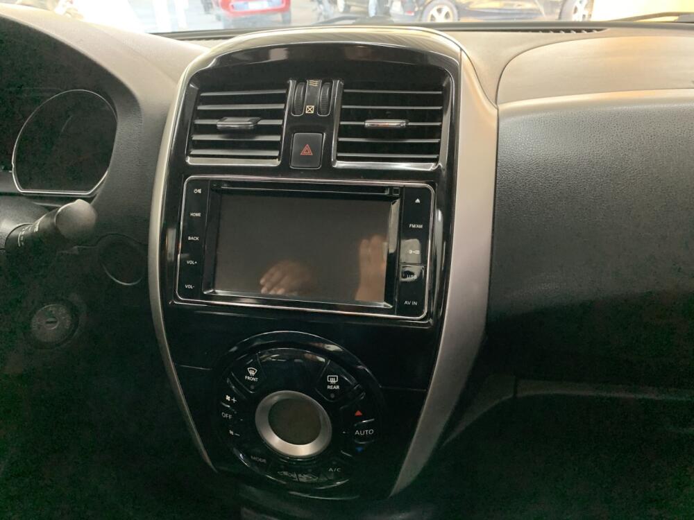 Nissan Versa